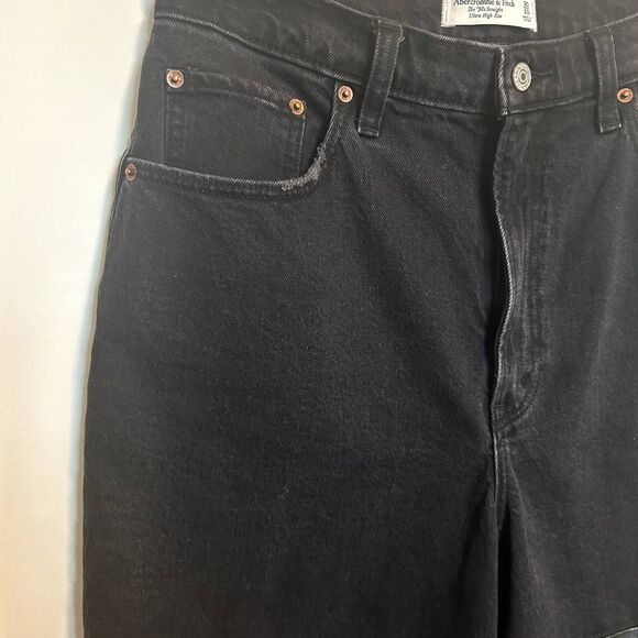 Abercrombie & Fitch Pants Curve Love The '90s Straight Ultra High Rise 10 Short - Picture 11 of 13
